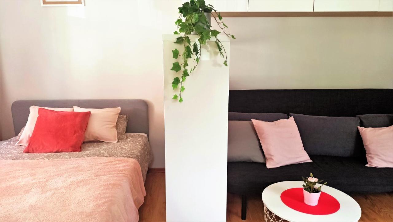 Apartament Malinowy Swietoduska 12 Λούμπλιν Εξωτερικό φωτογραφία